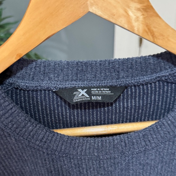 Kohl's Navy Long Sleeve Sweater - Picture 4 of 4